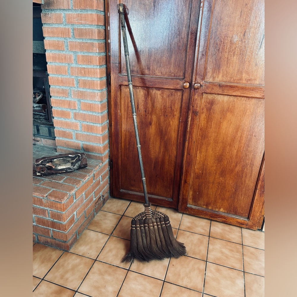 Organic Copper Banded Black Bamboo & Coconut Palm Fibre Broom